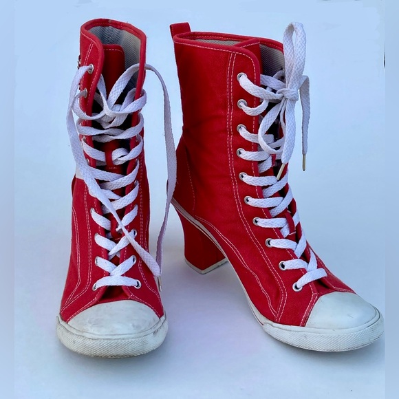 Soda high heel high sneakers with American flag patch Red/White size 9 preloved - Picture 6 of 10